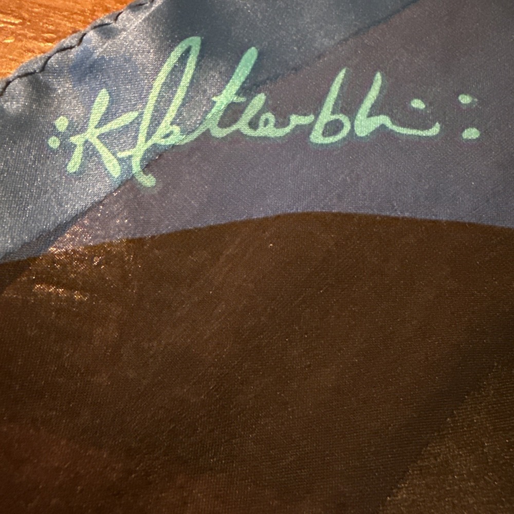 Authentic Rocky Mountaineer Klatle-Bhi Pure Silk Scarf Moon Mask Native Art 1462 - Picture 2 of 5